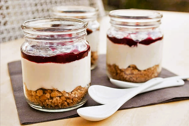 Tolles Weihnachtsrezept ohne Backofen – Spekulatius-Käsekuchen im Glas ist einfach super lecker