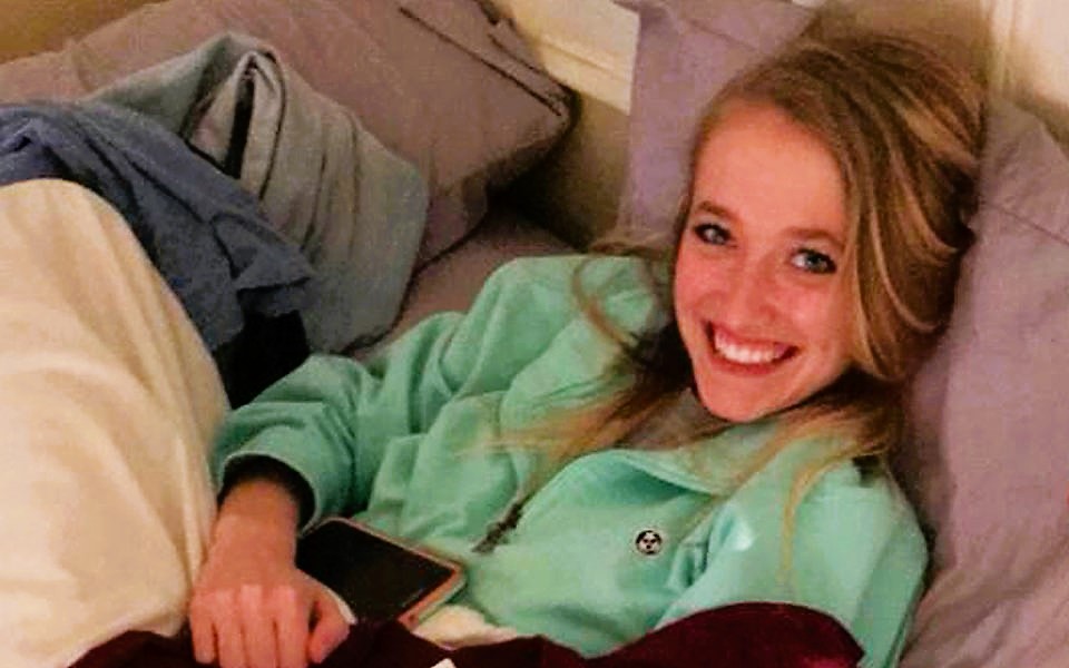 Bittere Twitter-Panne! Foto zeigt peinliches Detail - und Sie merkt es nicht!