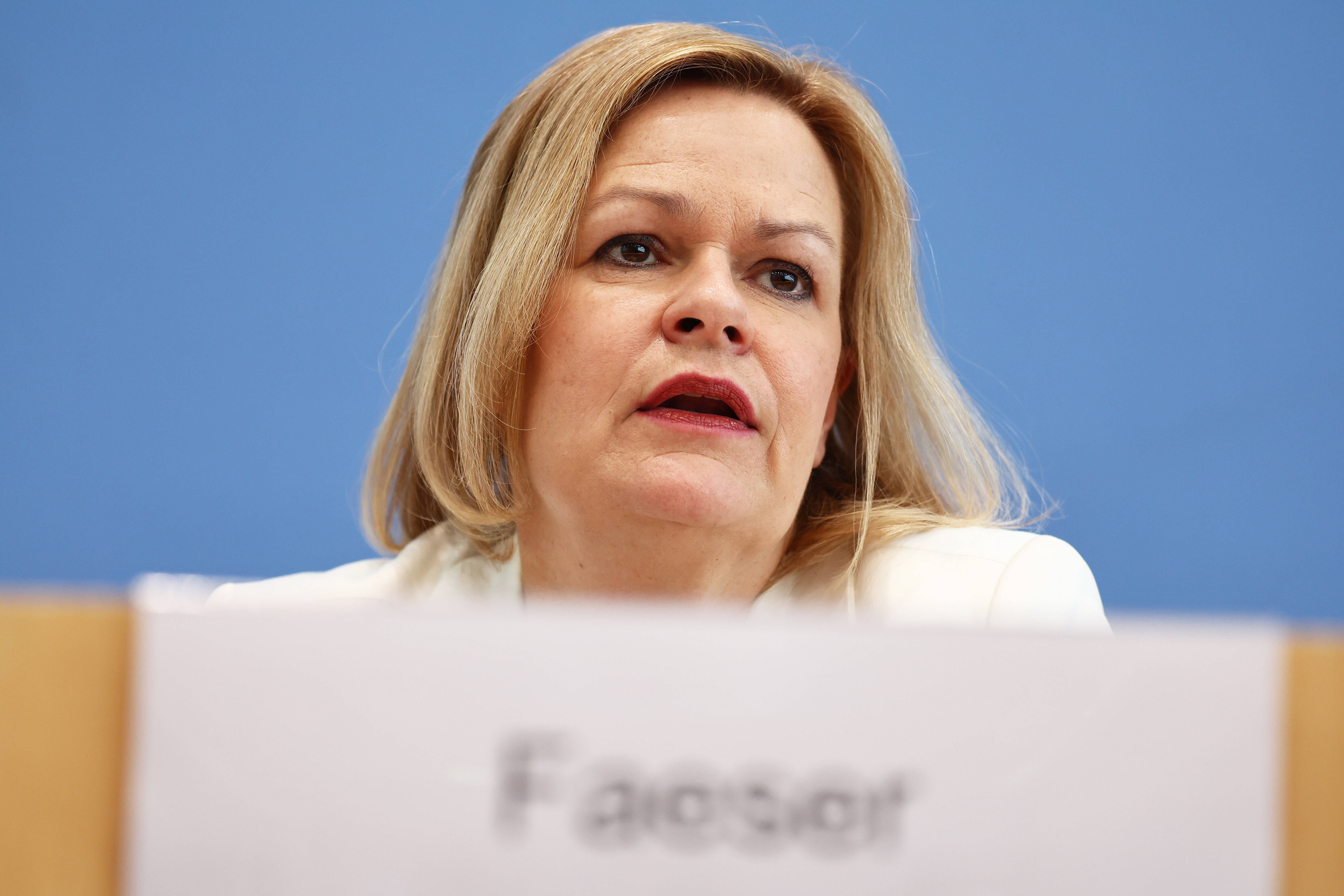 Flüchtlingschaos in Deutschland nach Türkeibeben! Kann Deutschland noch mehr Menschen aufnehmen