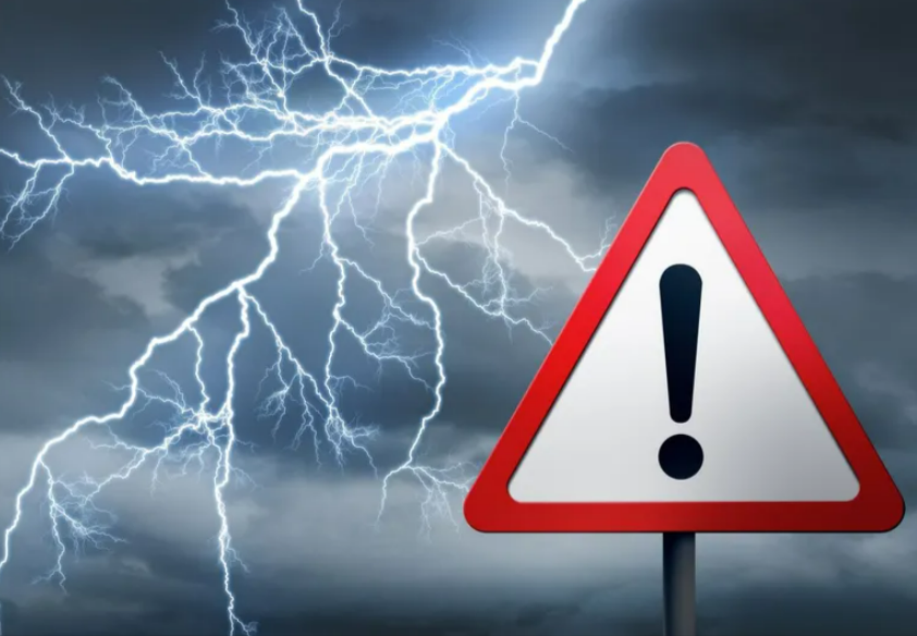 Wetterwarnung! Schwere Hagel-Gewitter rollen auf uns zu! Meteorologischer Sommeranfang wird Nass!