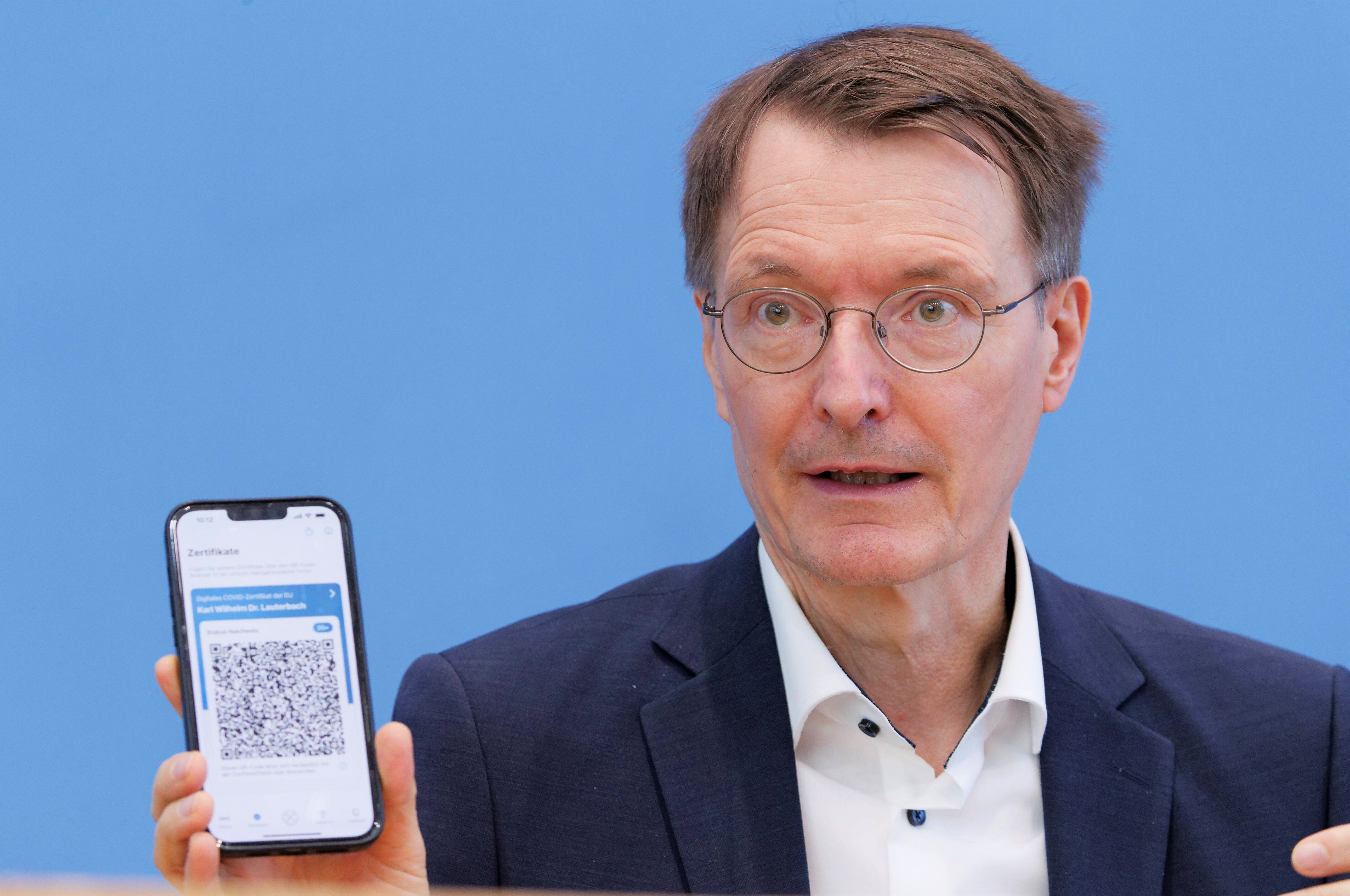 Neue Corona-Welle in Deutschland: Gesundheitsminister zieht verschärfte Maßnahmen in Erwägung!