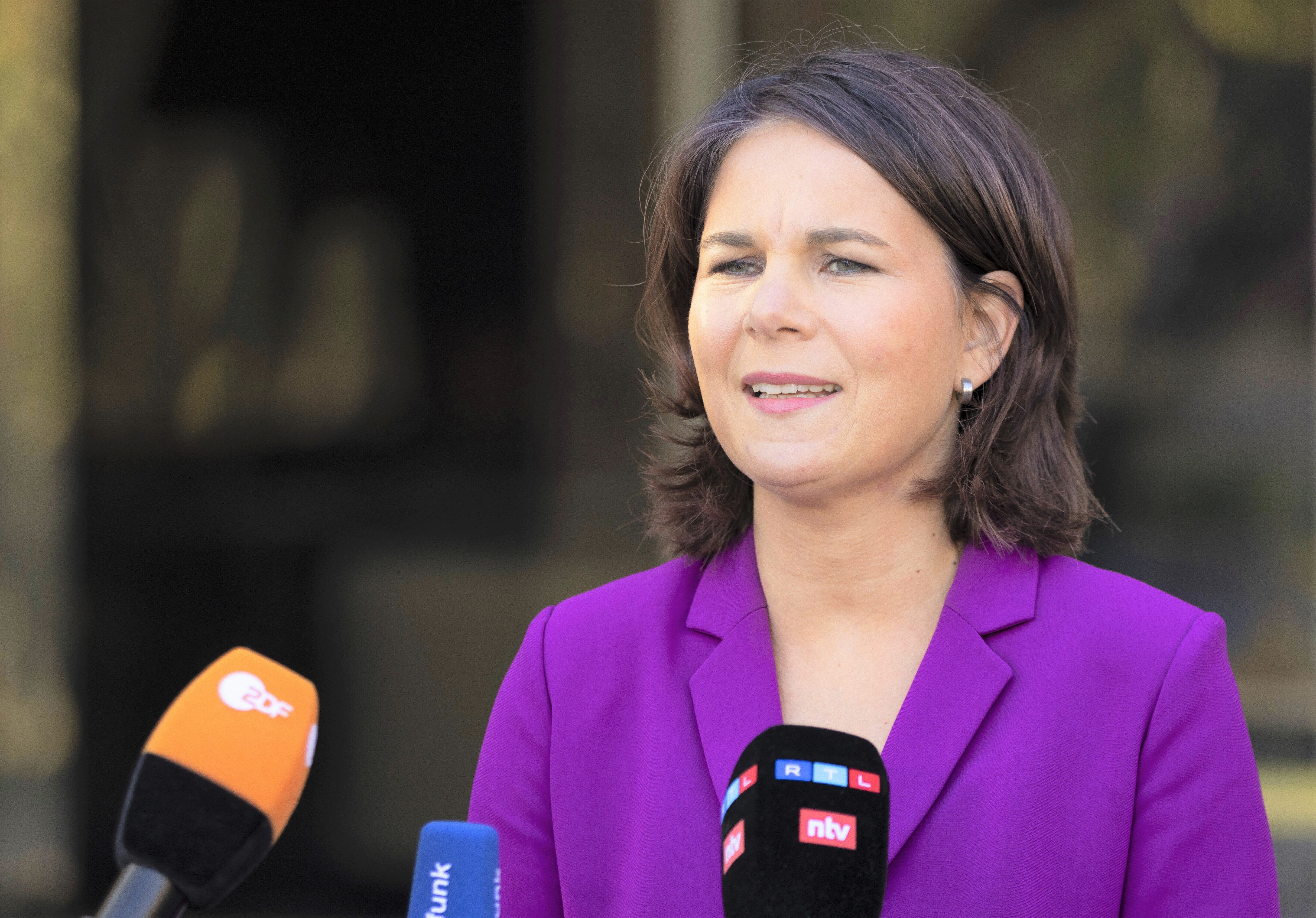 Rücktritt! Schmeißt Baerbock alles hin - Sie soll diesen Mega-Job angeboten bekommen haben!