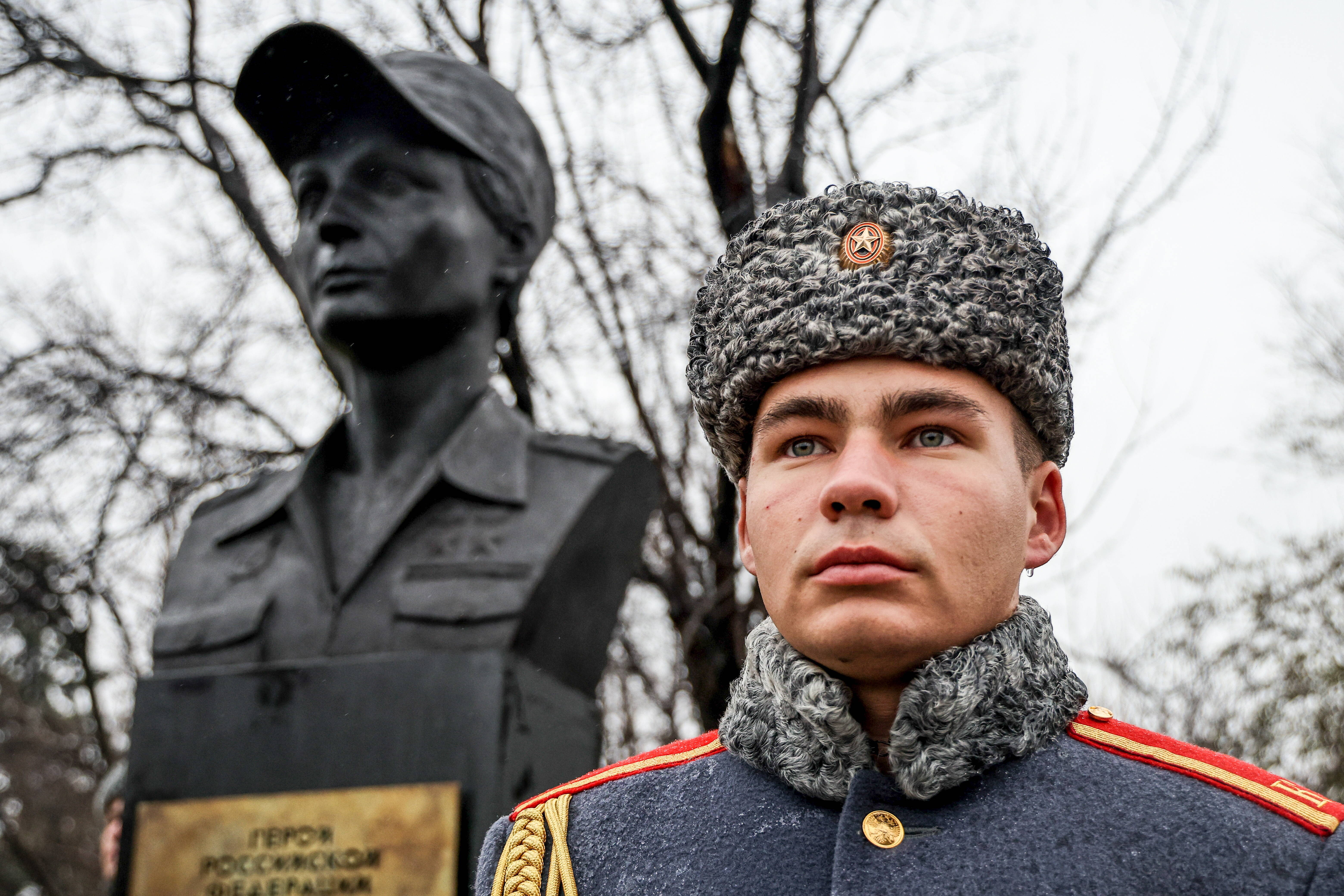 Schrecklich - Putin verbrennt heimlich seine toten Soldaten um die Größe der Verluste zu verbergen!