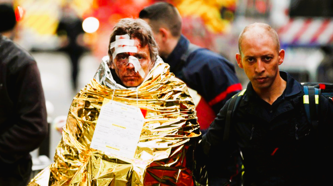 Explosion in Paris! Rauchwolken über der Stadt! Feuer im Zentrum mindestens 20 Personen verletzt!
