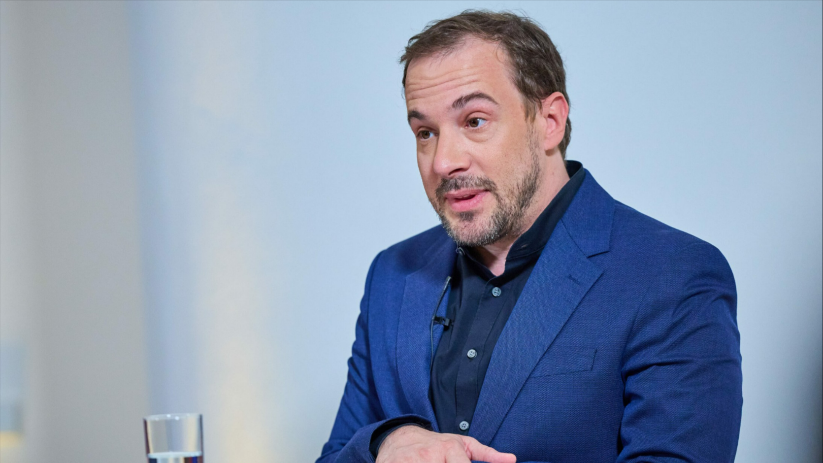 Mehrere Jahre Gefängnis drohen - Schauspieler Florian Teichmeister muss wegen Kinderporno-Skandal vor Gericht