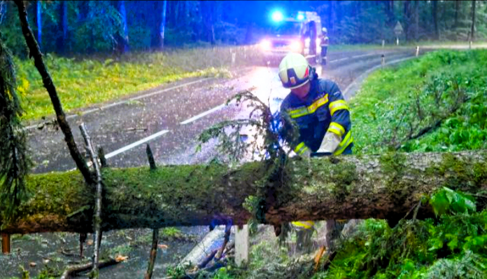 Superzellen-Alarm! DWD gibt amtliche Warnung raus, Deutschland droht Unwetterchaos